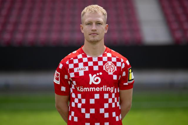 The Norwegian Wall: Andreas Hanche-Olsen’s Journey to Bundesliga Stature, সুহাসিনী অর্থ কি